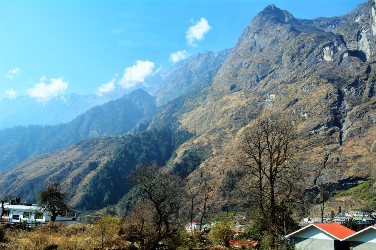 Отель Rufina Lachung De'Crown Экстерьер фото